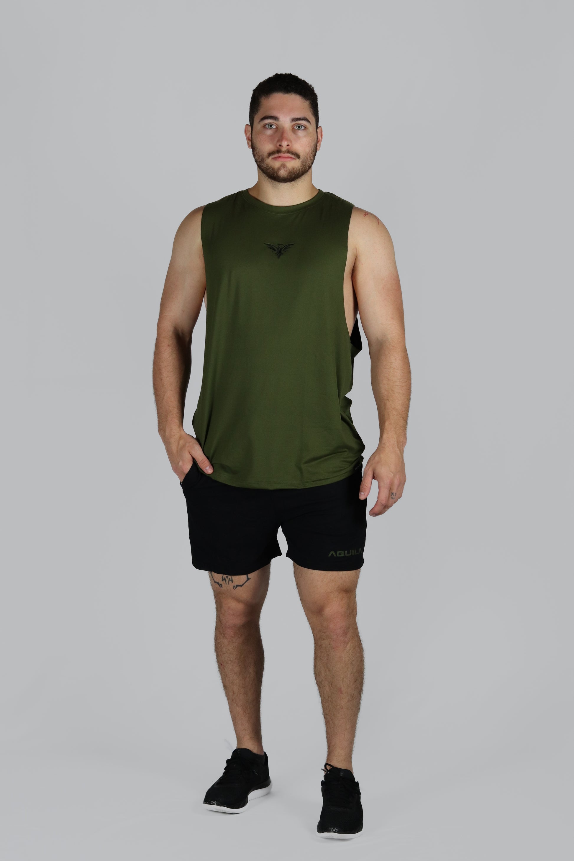 Essential Cutout Tank