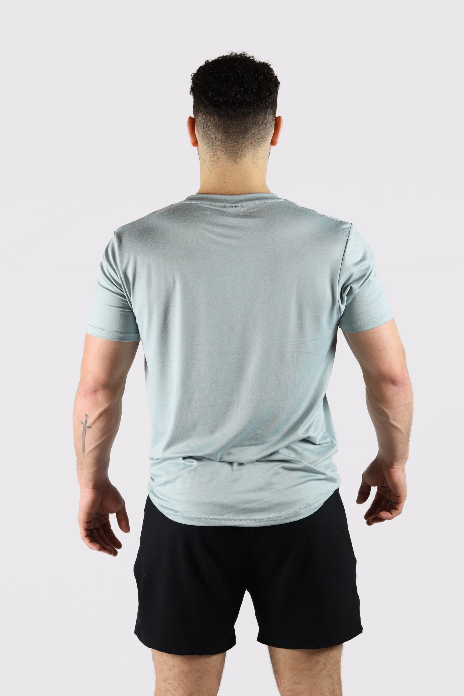 Essential Muscle Fit Tee